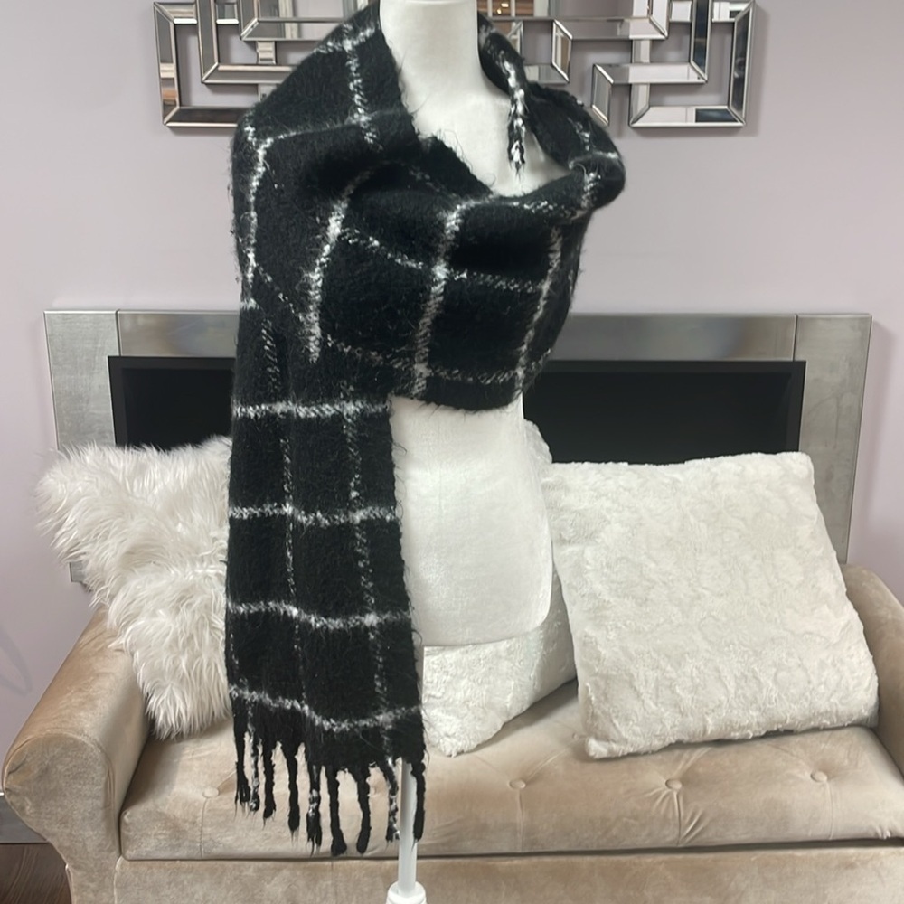 Victoria's Secret scarf
